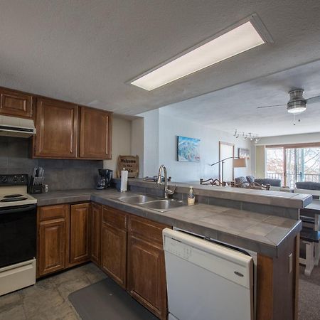 เครสต์ บิวต์ เมาน์เท็น รีสอร์ต พร็อพเพอร์ตี้ Hotel Mount Crested Butte ภายนอก รูปภาพ