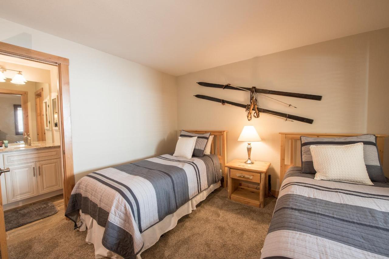 เครสต์ บิวต์ เมาน์เท็น รีสอร์ต พร็อพเพอร์ตี้ Hotel Mount Crested Butte ภายนอก รูปภาพ