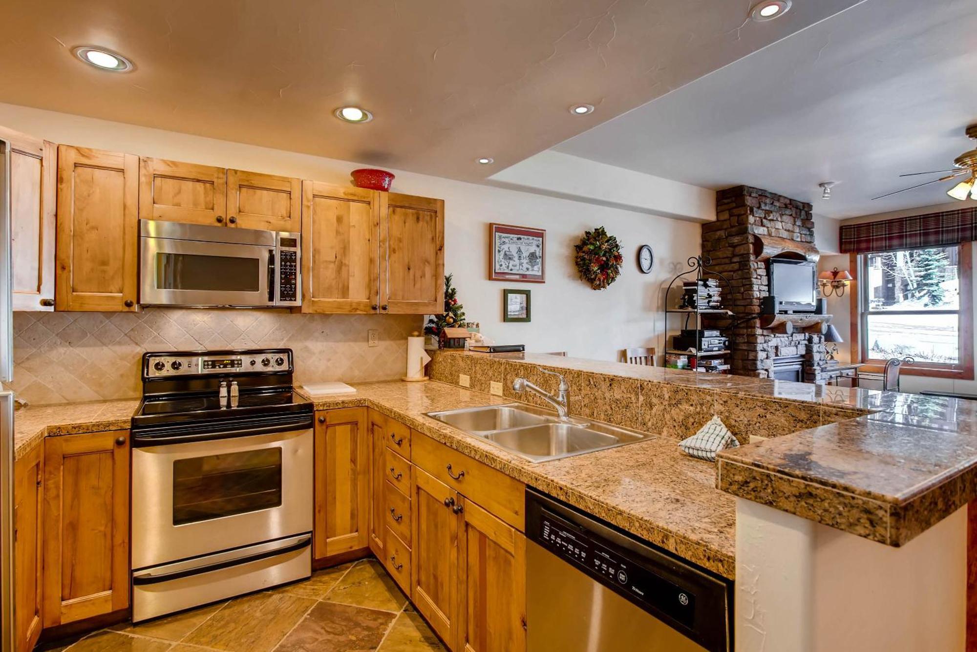 เครสต์ บิวต์ เมาน์เท็น รีสอร์ต พร็อพเพอร์ตี้ Hotel Mount Crested Butte ภายนอก รูปภาพ