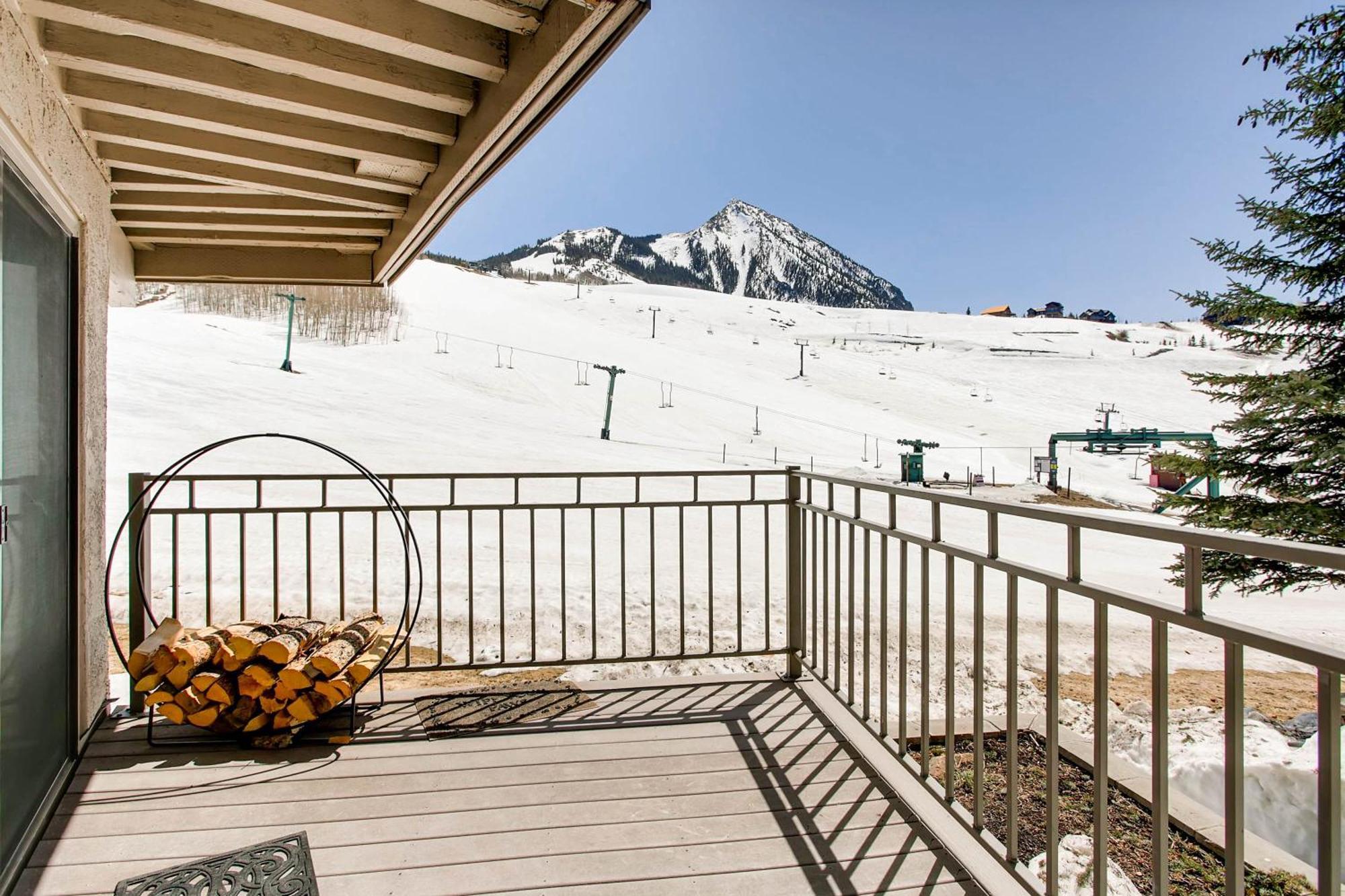เครสต์ บิวต์ เมาน์เท็น รีสอร์ต พร็อพเพอร์ตี้ Hotel Mount Crested Butte ภายนอก รูปภาพ