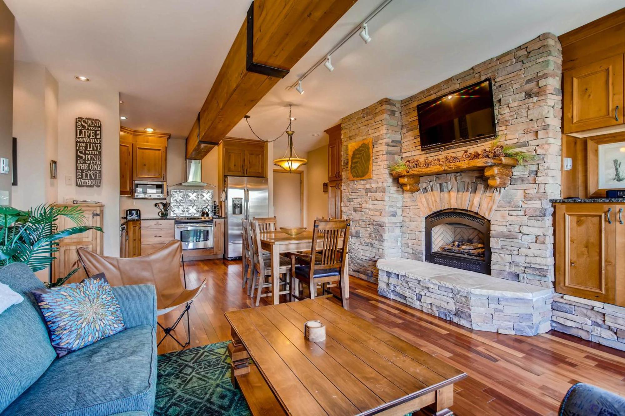 เครสต์ บิวต์ เมาน์เท็น รีสอร์ต พร็อพเพอร์ตี้ Hotel Mount Crested Butte ภายนอก รูปภาพ